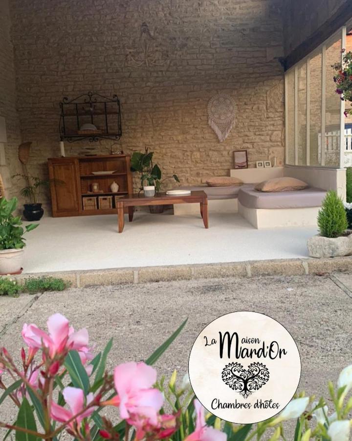 Maison Mard'or Plume